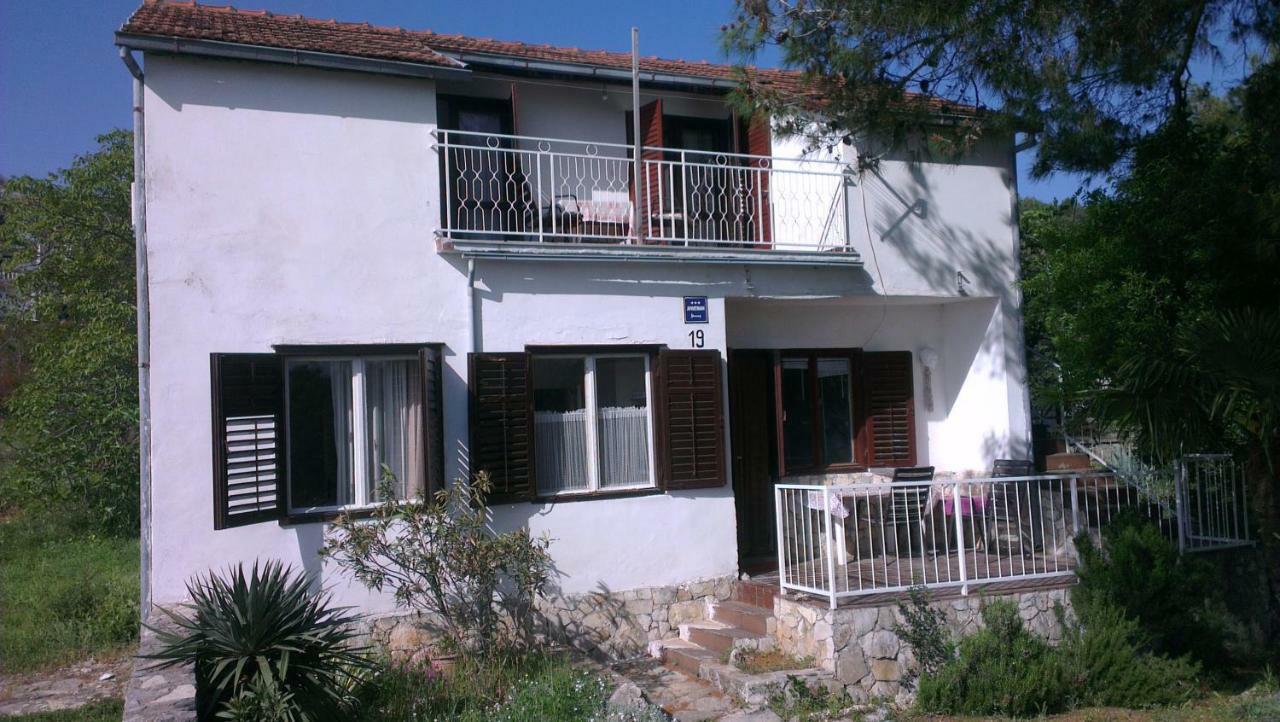 Raslina Sun Apartment Luaran gambar
